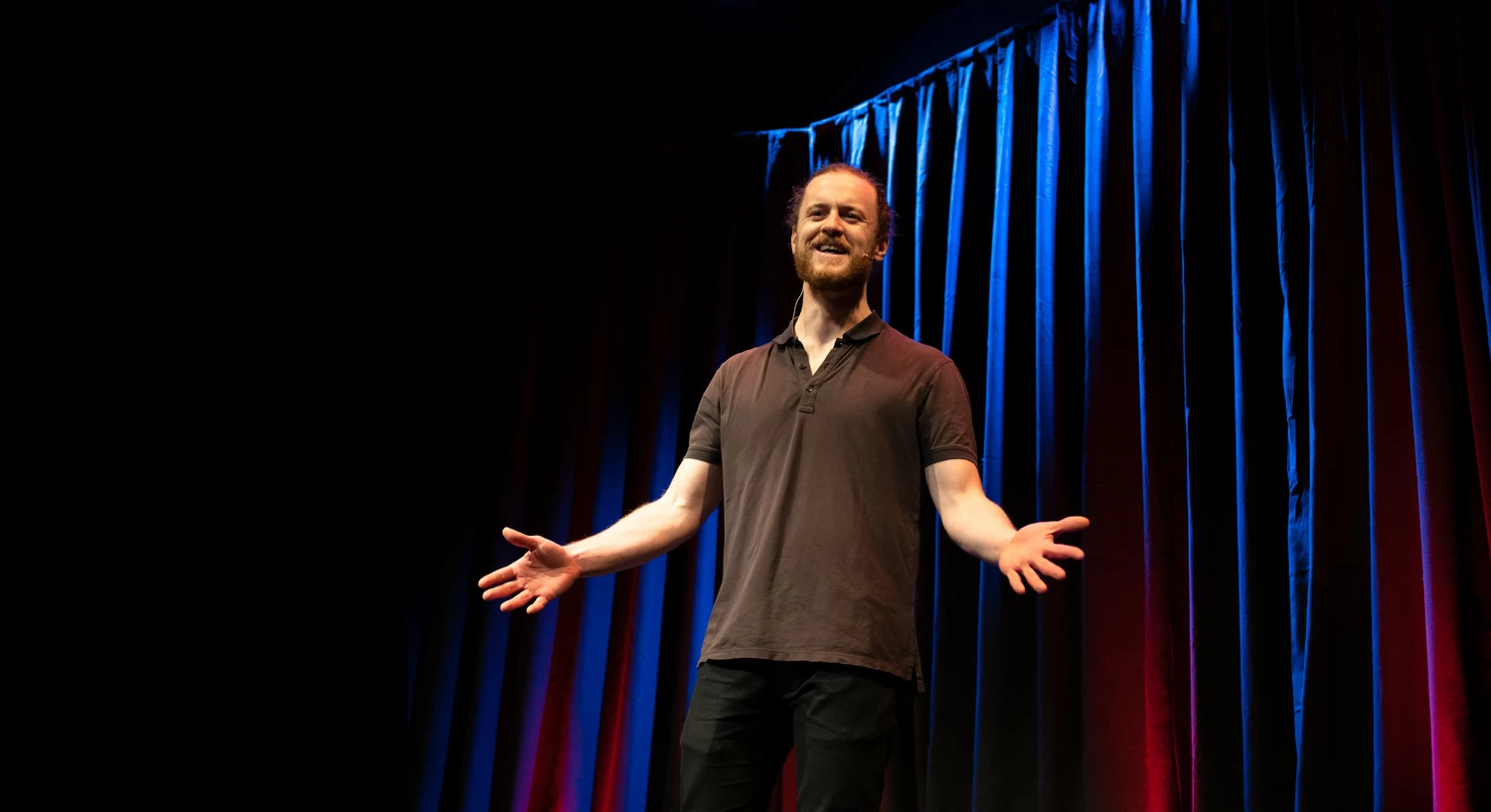 Read more about the article 3 Public Speaking Exercises That Will Change Your Life